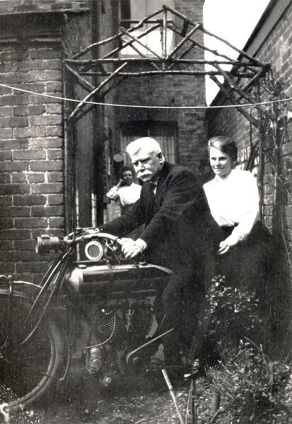 Man & woman on 1913 Matchless motorcycle