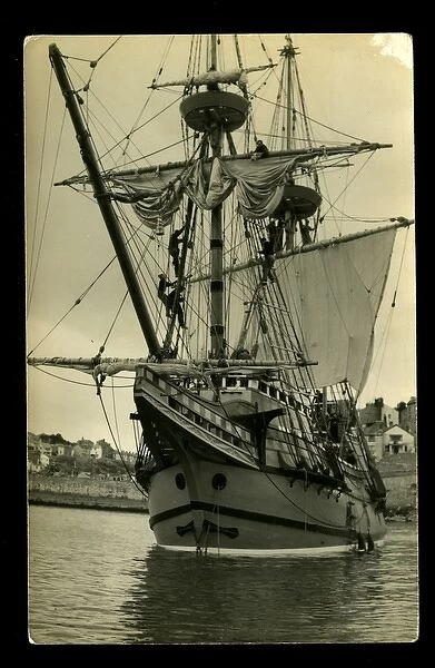 Mayflower II, replica of the original ship