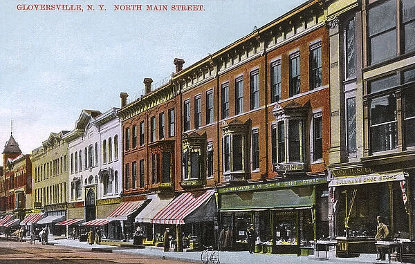 North Main Street, Gloversville, New York State, USA