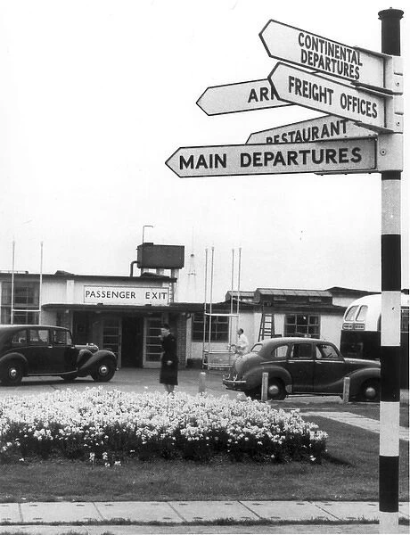 Passenger Terminal at Heathrow Airport in the early 1950s