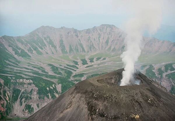 Karymsky volcano, Kamchatka C017  /  8297