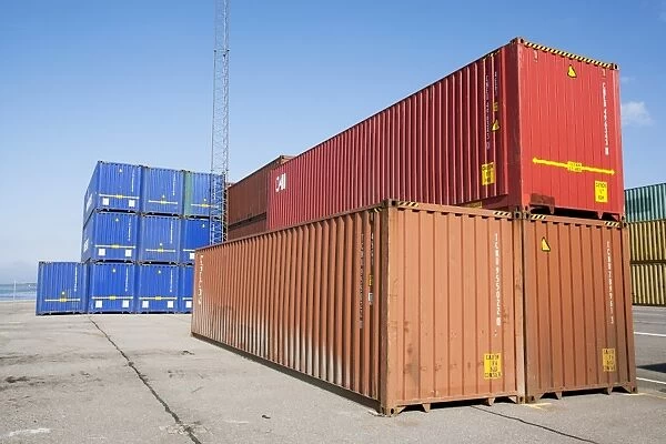Shipping containers C018  /  2855
