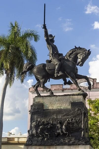 Ignacio Agramonte statue, Camaguey, Cuba, West Indies, Caribbean, Central America