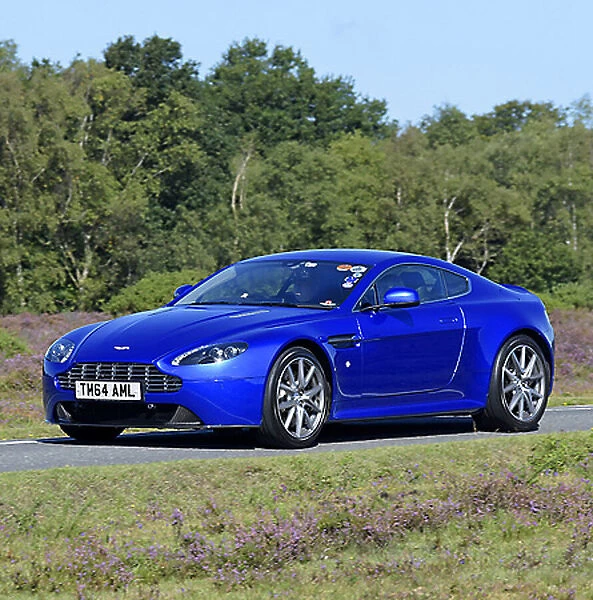 Aston Martin V8 Vantage 2015 Blue metallic