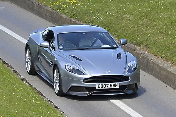 Aston Martin Vanquish, 2013, Grey, metallic