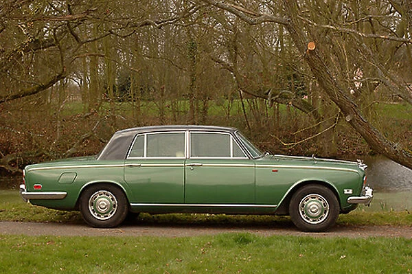 Bentley 1972 T1 Saloon green