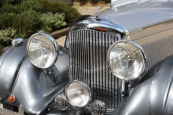Bentley 4. 25-litre High Vision Sports Saloon (Mulliner coachwork) 1938 Silver