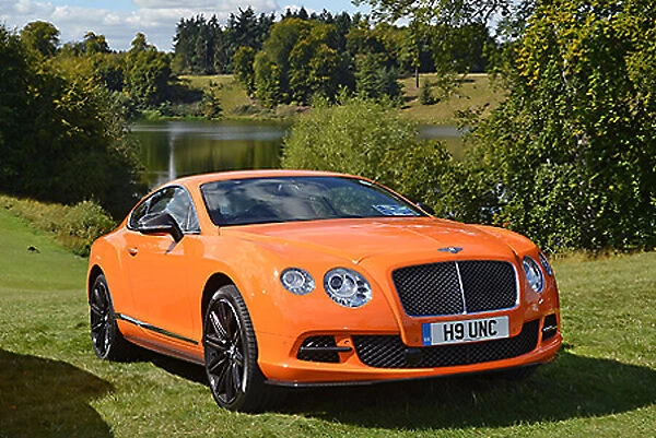 Bentley Continental GT Coupe 2012 Orange