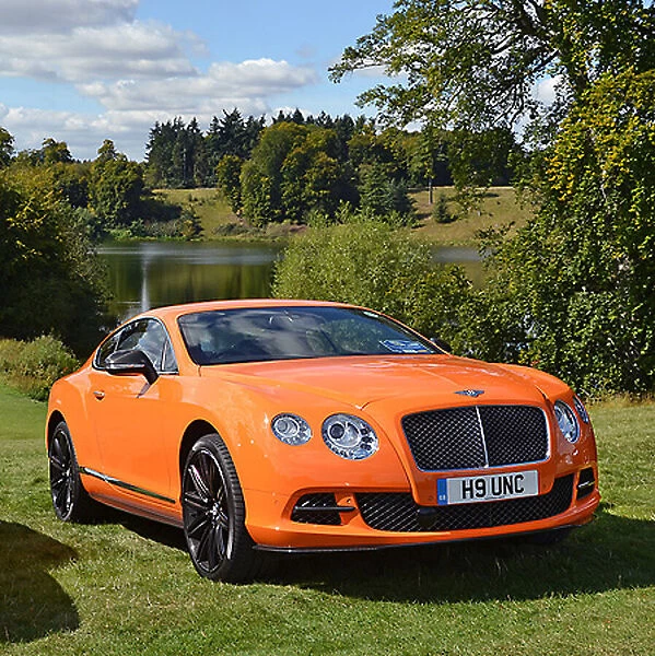 Bentley Continental GT Coupe 2012 Orange