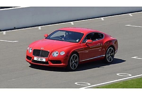 Bentley Continental GT V8, 2012, Red