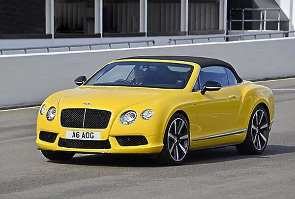 Bentley Continental GTC V8S, 2014, Yellow