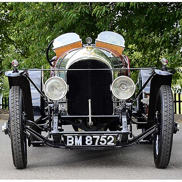 Bentley EXP 2, 3-litre Prototype (oldeest Bentley in existence) 1919 Red & silver