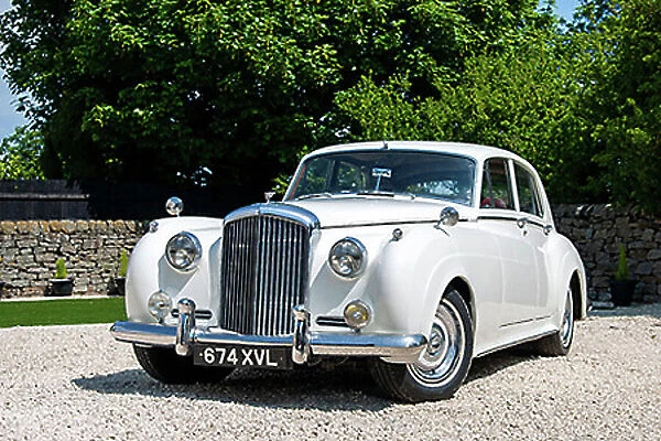 Bentley S1 Saloon 1957 White