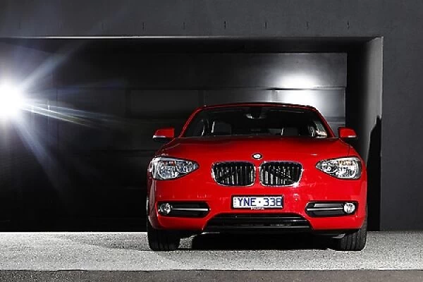BMW 118d Sport, 2011, Red