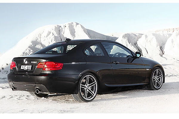 BMW 335i coupe black 2011