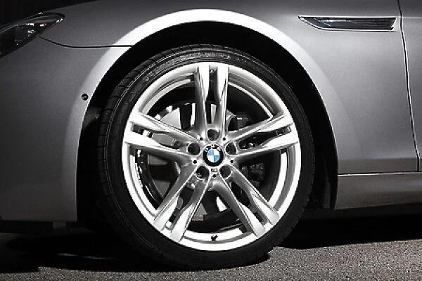 BMW 640i, 2012, Grey, metallic
