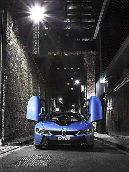 BMW i8 (Hybrid Supercar)