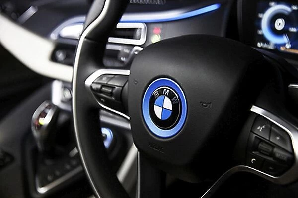 BMW i8 (Hybrid Supercar)