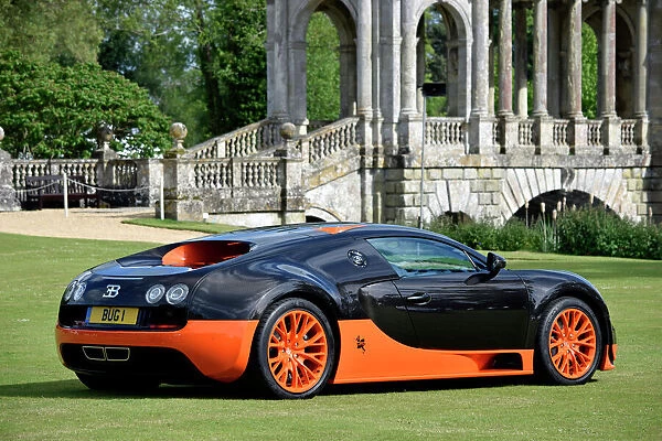 Bugatti Veyron Super Sport WRE (World Record Edition, 1 of 6 made), 2011, Black, & orange