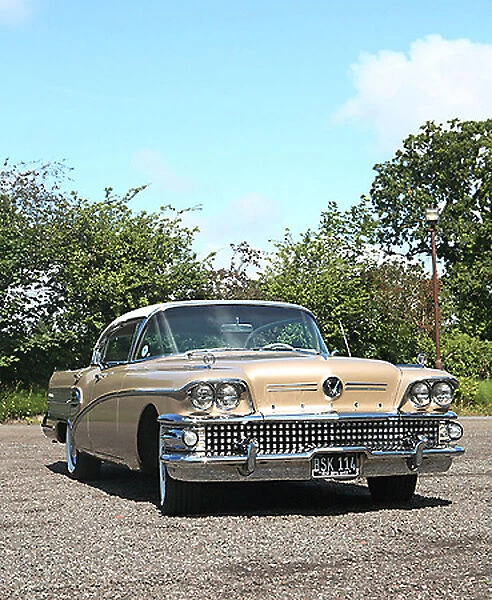 Buick Super (4-door), 1958, Gold