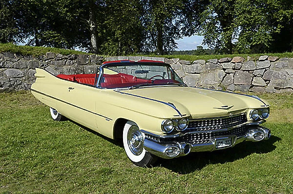 Cadillac Series 62 Convertible 1959 Yellow