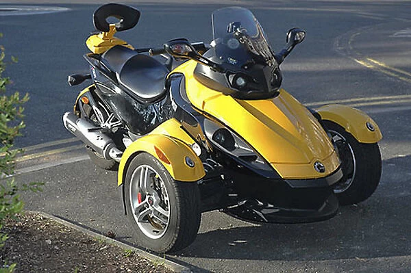 Can-Am Can-Am Spyder Roadster 2009 yellow