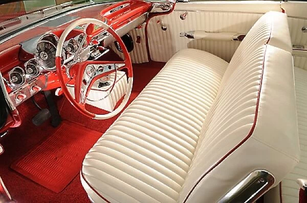 Chevrolet Impala Bubbletop (customised), 1959, Red, & white