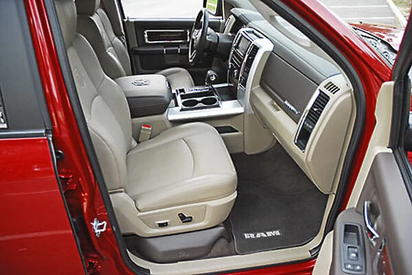 Dodge Ram Hemi 5. 7 litre Crew-Cab