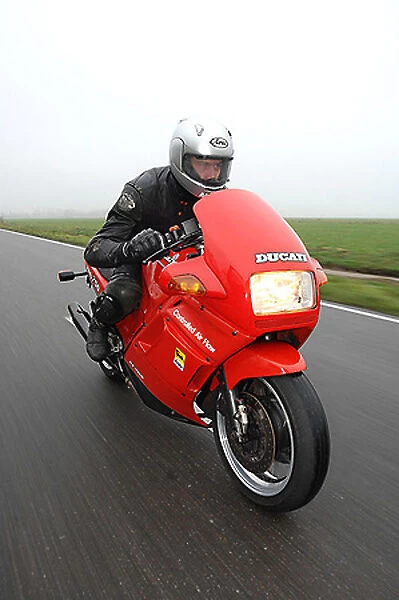 Ducati Paso 750, 1987, Red