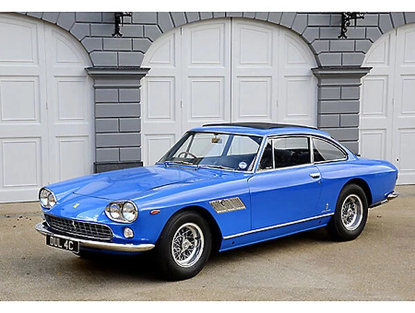 Ferrari 330 GT (ex-John Lennon 1965-68), 1965, Blue