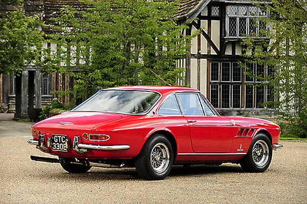 ferrari 330 GTC 1967 Red