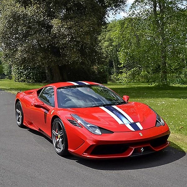 Ferrari 458 Speciale, 2014, Red, with stripes