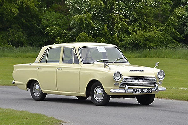 Ford Consul Cortina, 1964, Yellow, pale