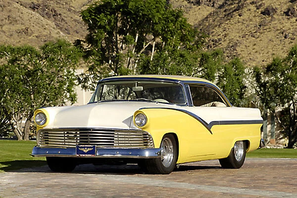Ford Fairlane Custom Classic 1956 Yellow & white