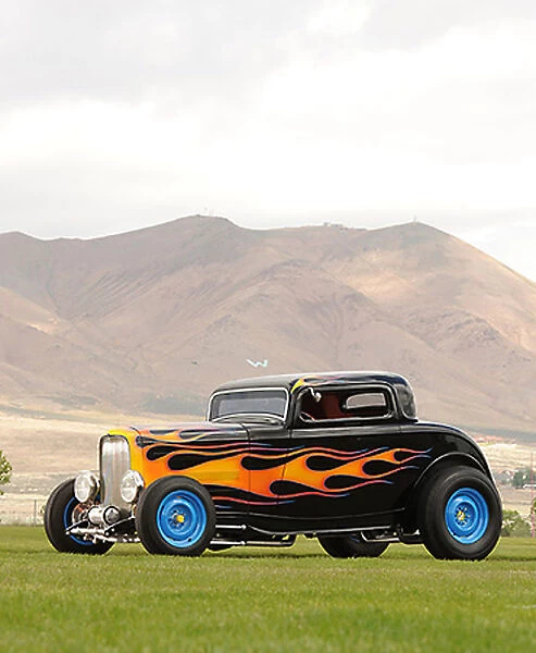Ford (Hot Rod) Daves Ford, 1932, Black, flame decals