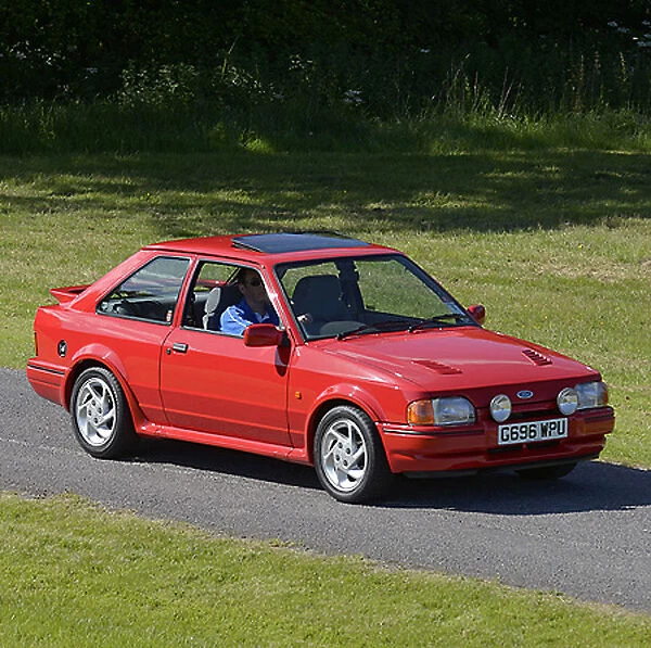 Ford XR3i, 1989, Red