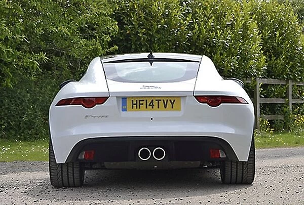 Jaguar F-Type Coupe, 2014, White