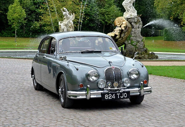 Jaguar Mk. 2 3. 4, 1964, Grey, metallic