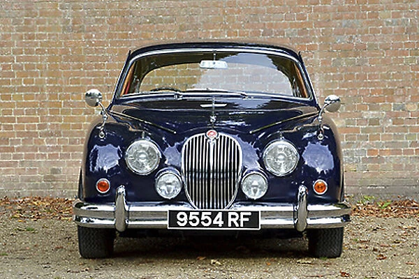 Jaguar Mk. 2 3. 4-litre 1968 Blue dark