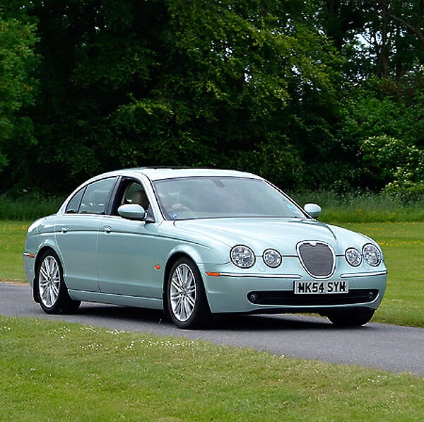 Jaguar S-Type 2005 Blue light