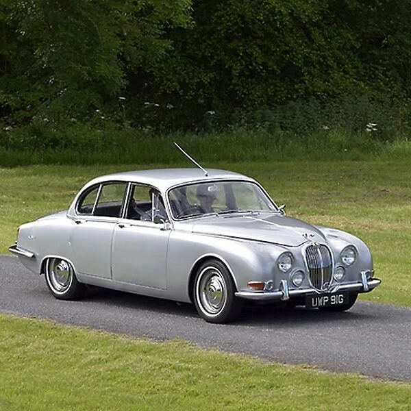 Jaguar S-Type (3781cc), 1968, Silver