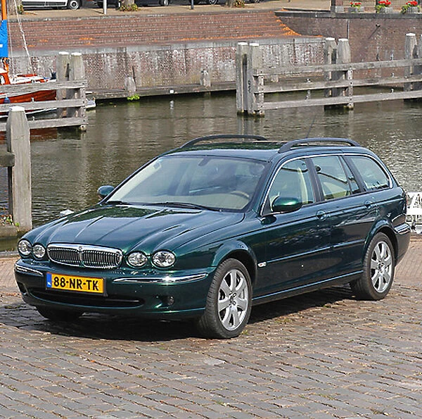Jaguar X-Type Estate 2004 Green dark