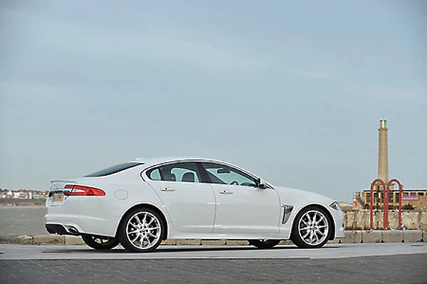 Jaguar XF-S 2011 White
