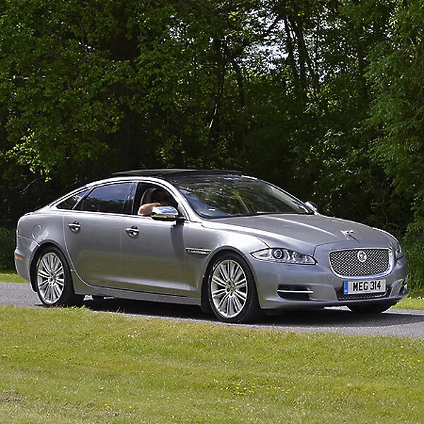 Jaguar XJ-L, 2011, Grey, metallic