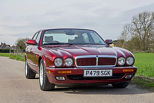Jaguar XJ (X300) Saloon 1995 Red dark
