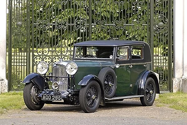 Lagonda 16-80 Saloon, 1933, Green
