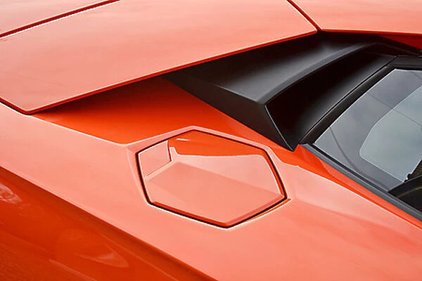 Lamborghini Aventador, 2012, Orange