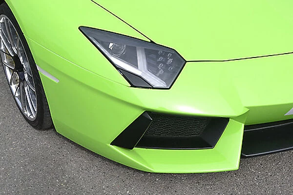 Lamborghini Aventador, 2013, green
