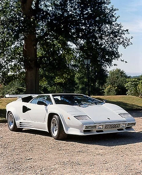 Lamborghini Countach 5000QV, 1988, White