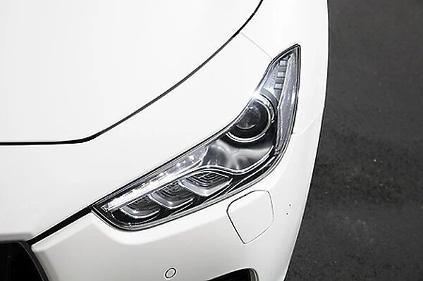 Maserati Ghibli, 2014, White